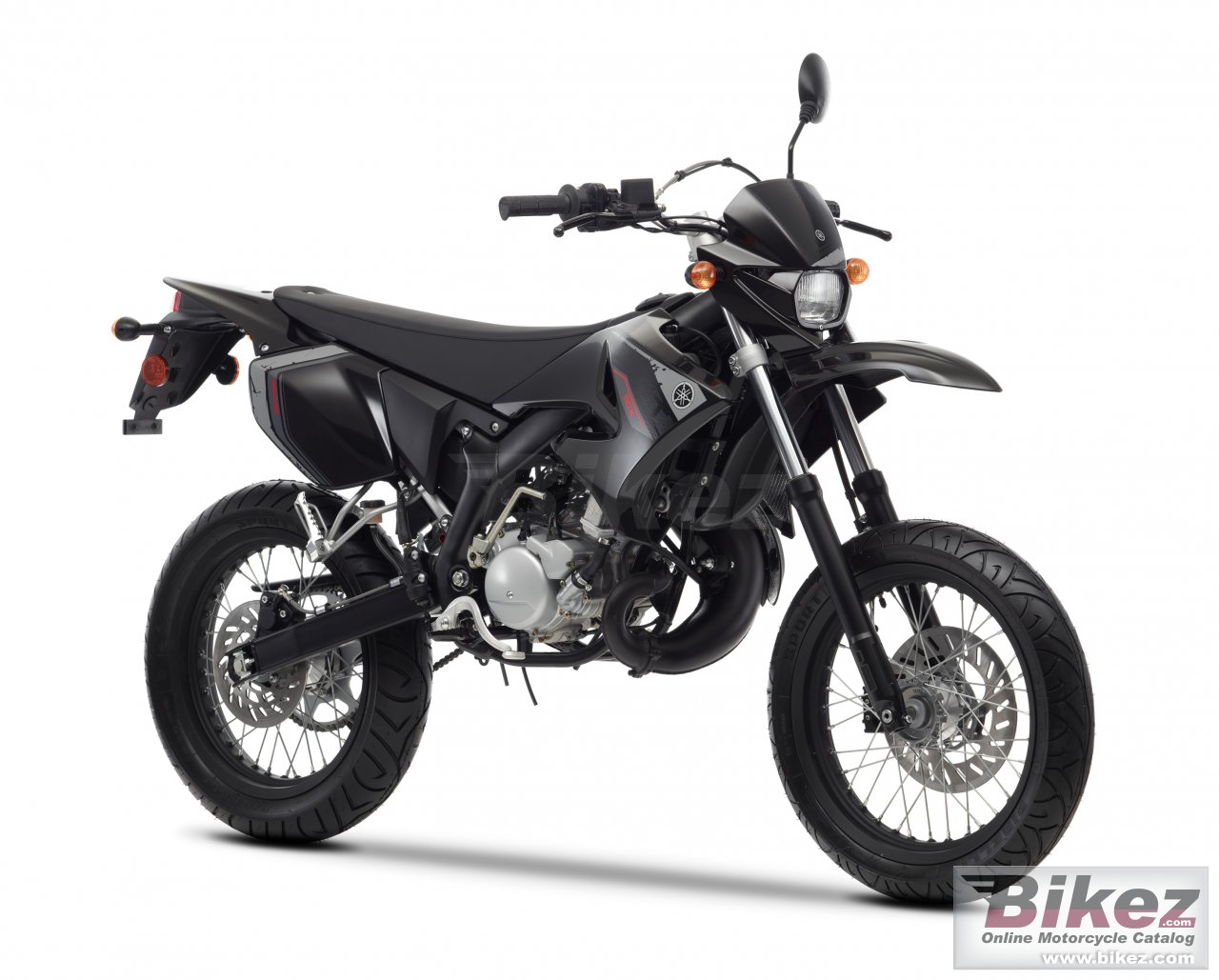 Big Yamaha dt50x picture and wallpaper from Bikez.com